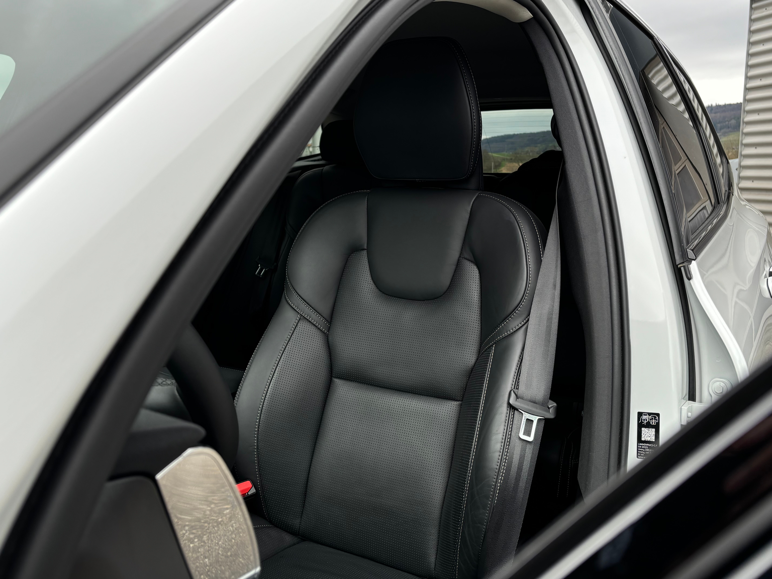 VOLVO XC60 2.0 T8 TE Plus Dark eAWD