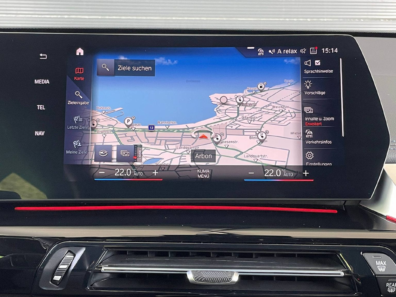 BMW X1 25e xDrive paddles