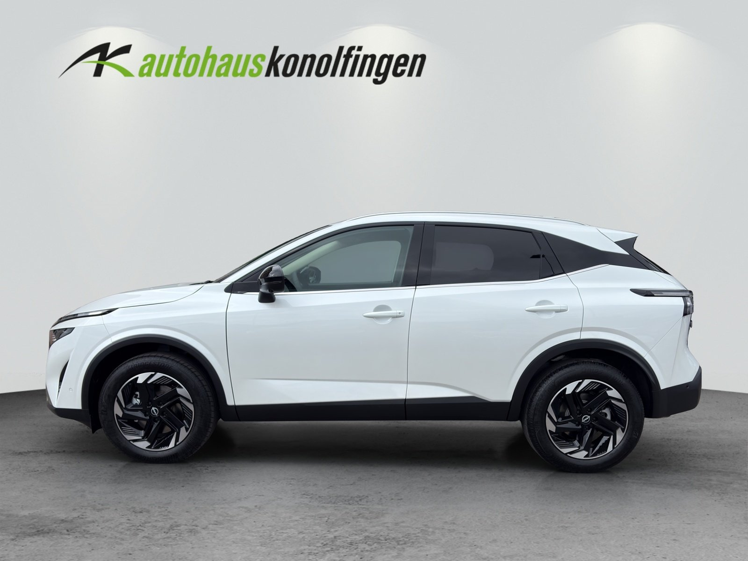 NISSAN Qashqai 1.5 VC-T N-Connecta