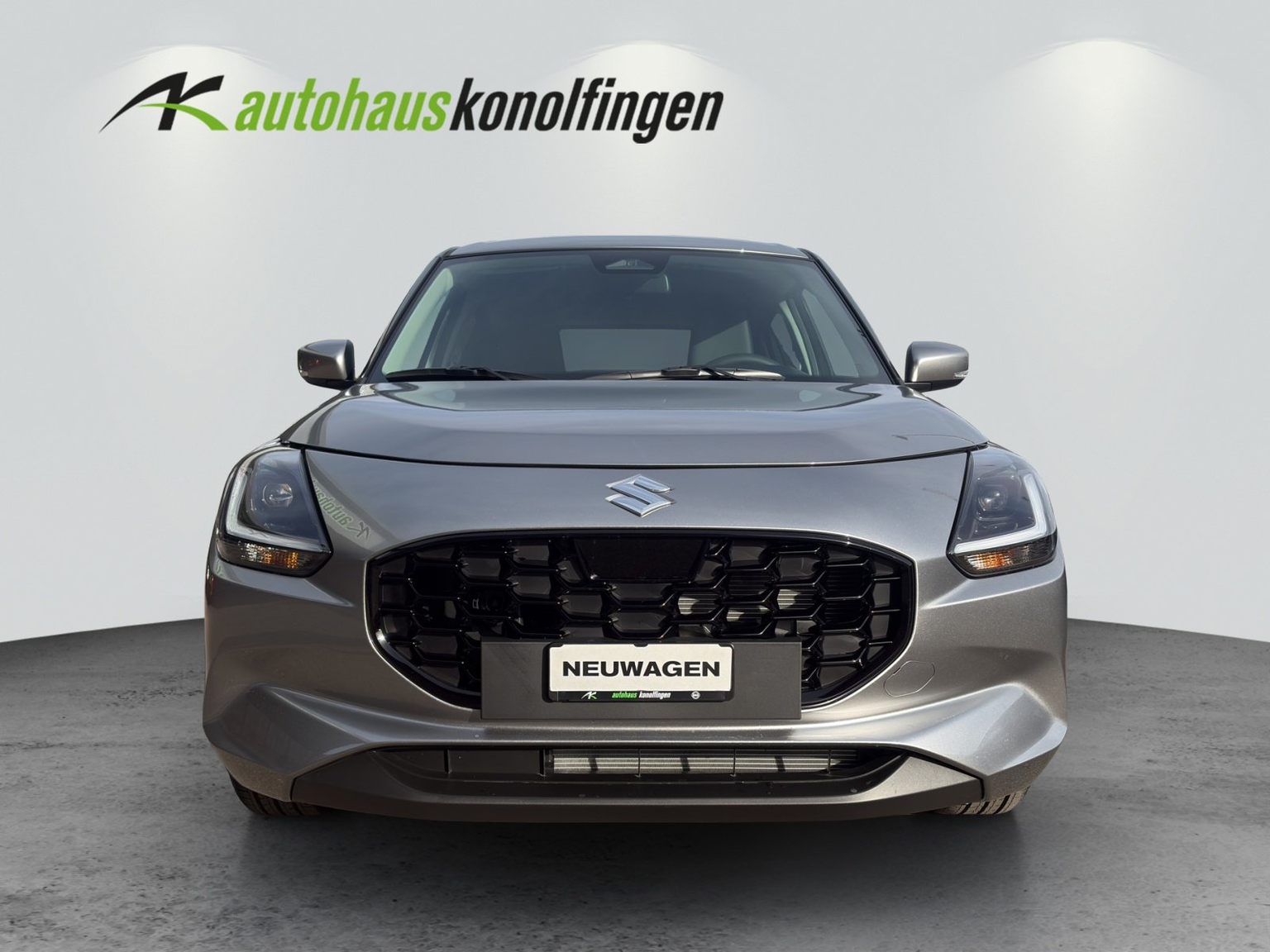 SUZUKI Swift 1.2 Sakura Top Hybrid