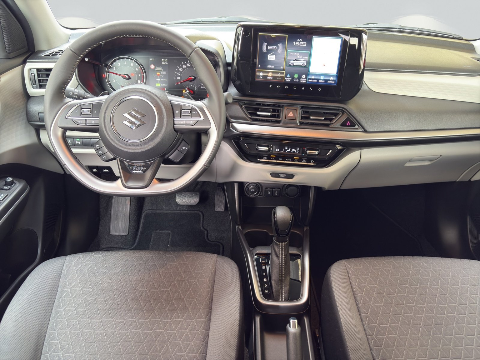 SUZUKI Swift 1.2 Sakura Top Hybrid