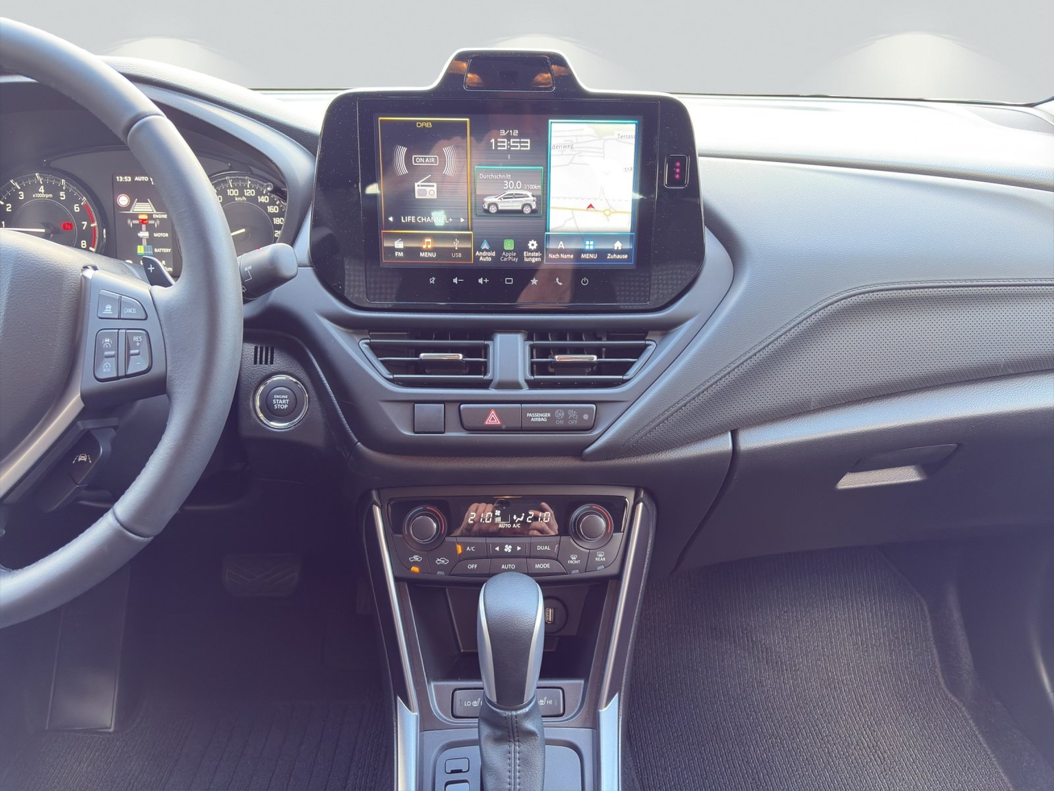 SUZUKI S-Cross 1.4 T Sakura Hybrid 4x4