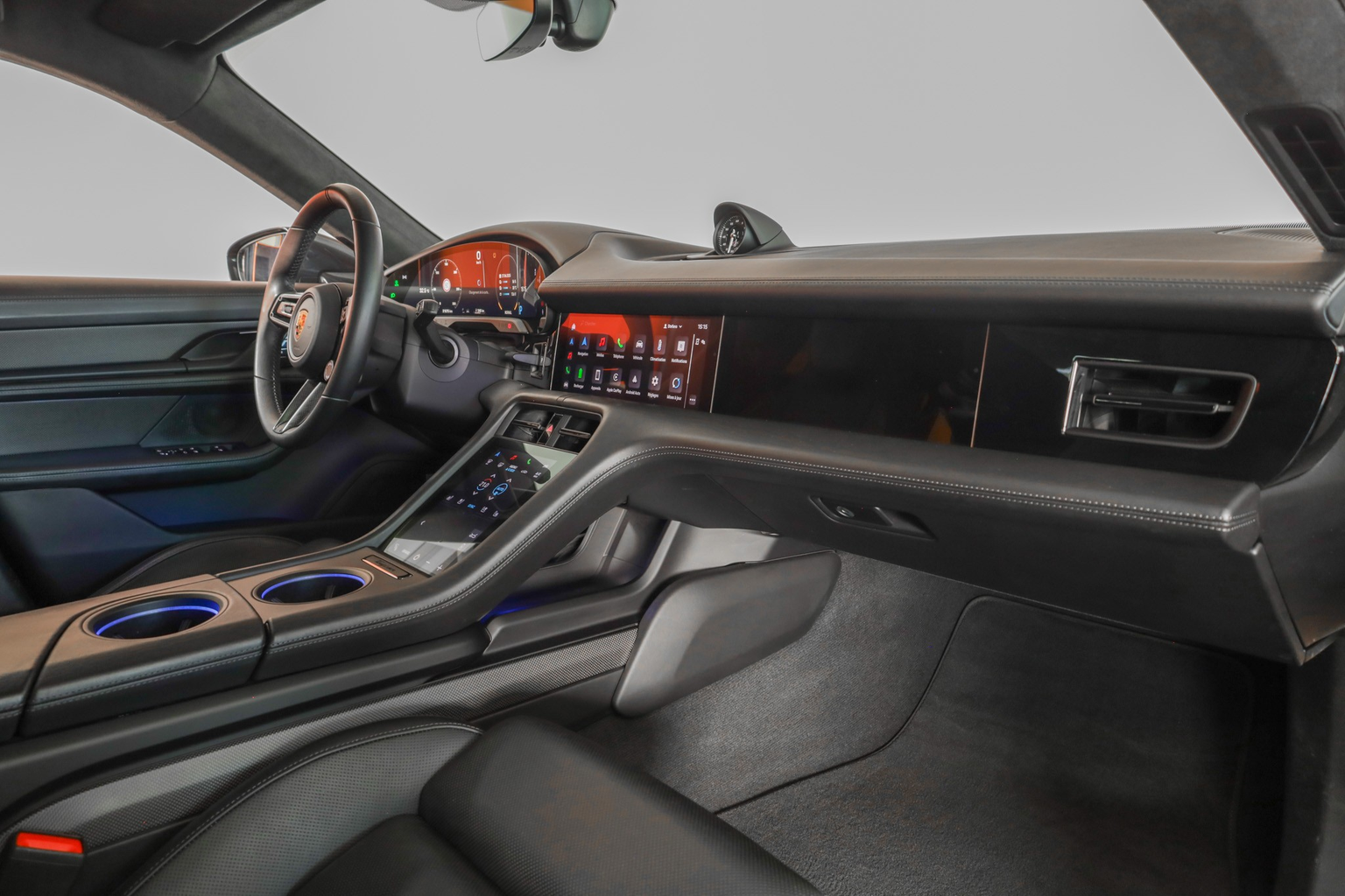 PORSCHE Taycan 4S Cross Turismo