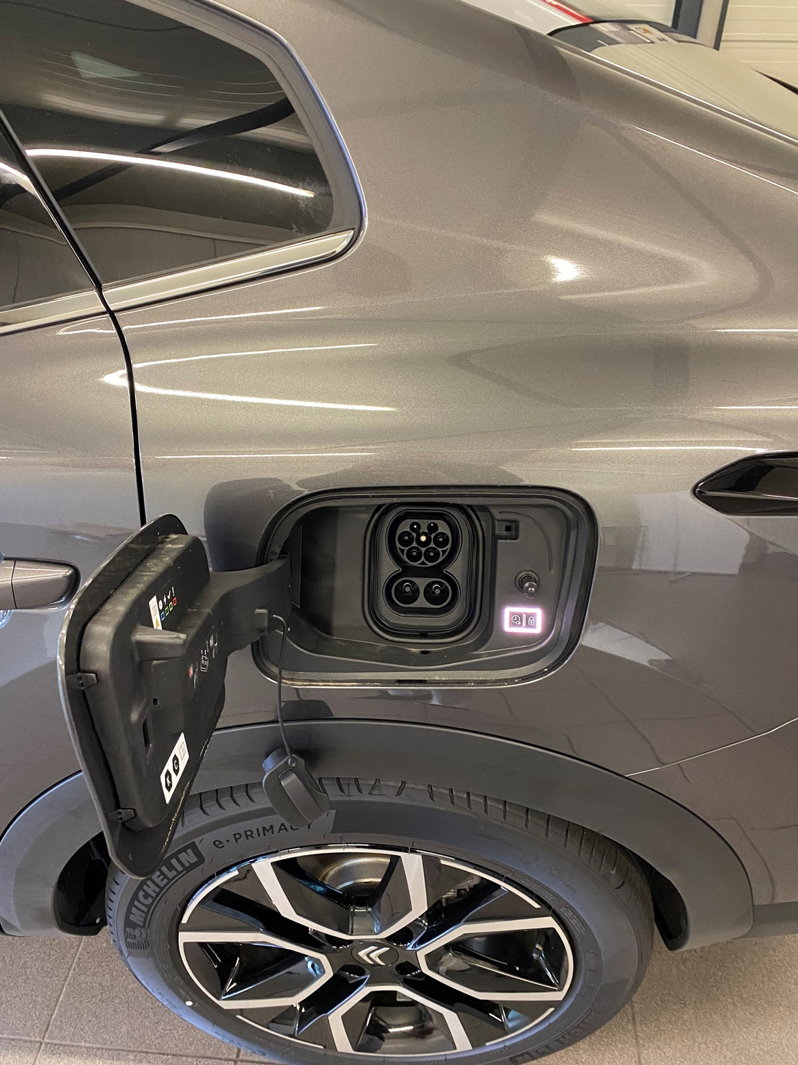 CITROEN C4 X 100 kW Shine