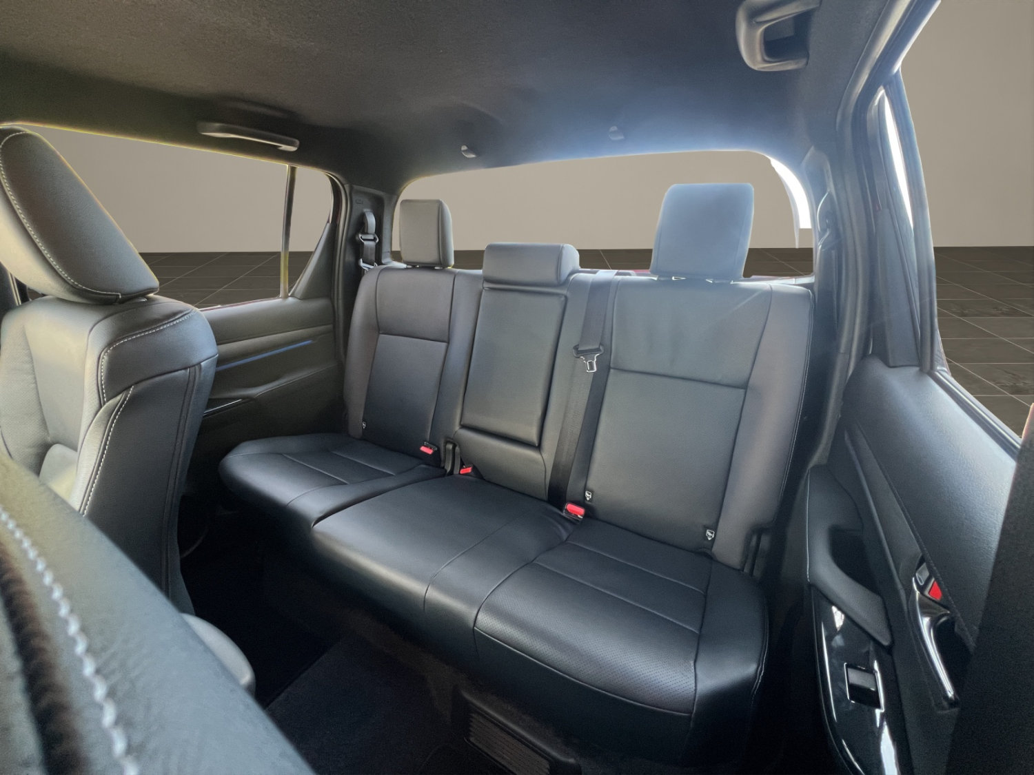 TOYOTA Hilux Double Cab.-Pick-up 2.8 D-4D 204 Invincible MHE