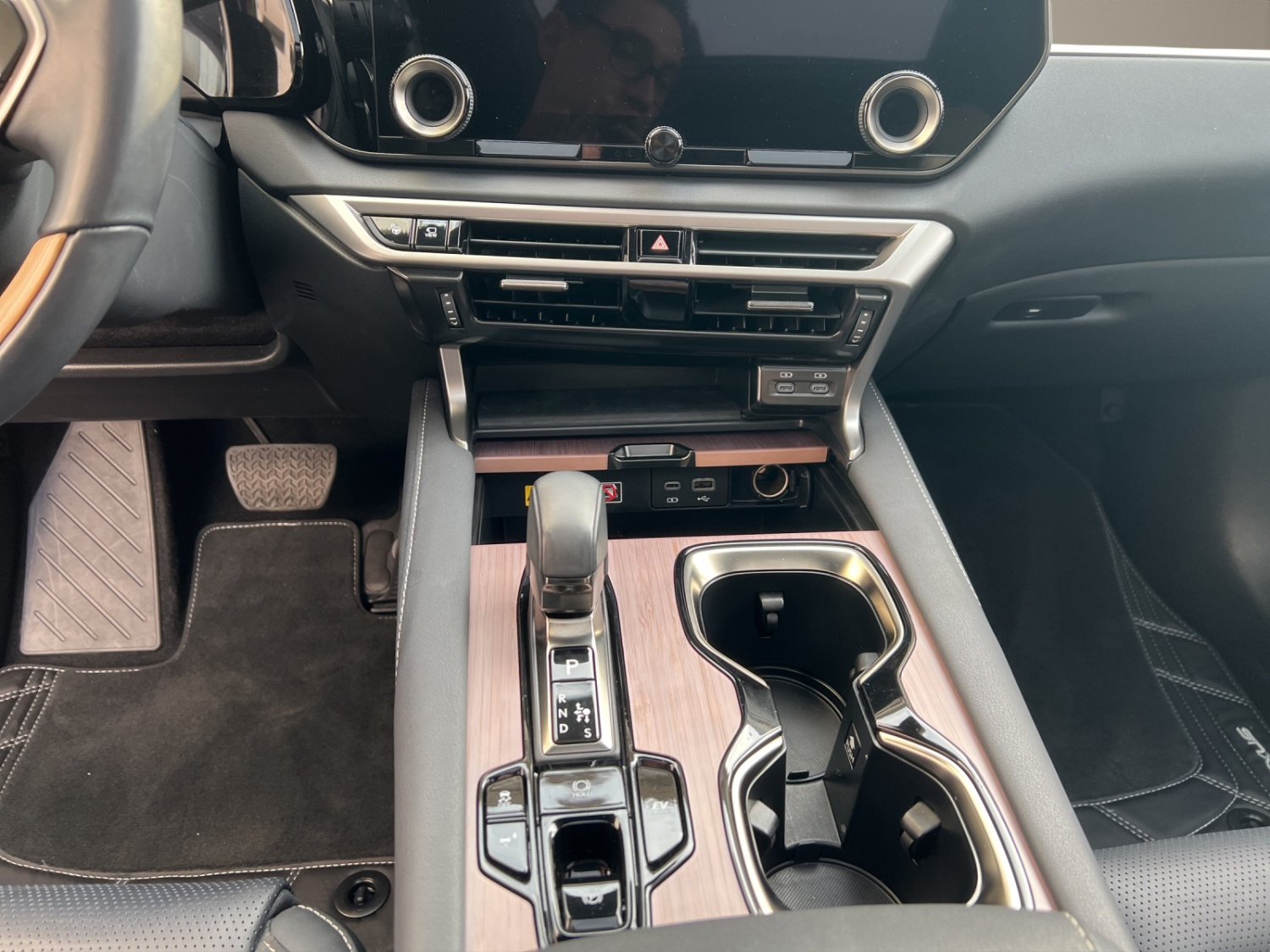 LEXUS RX 350h F-Line