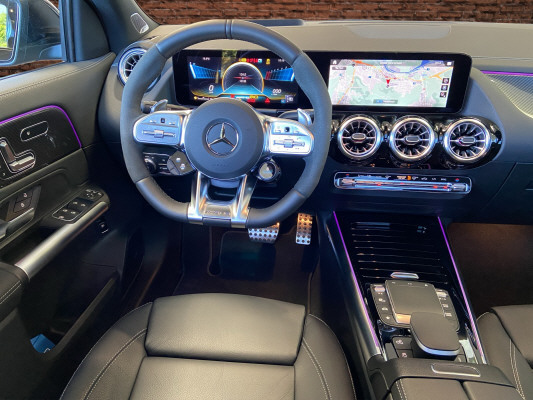 MERCEDES-BENZ GLA 45 S AMG 4Matic+