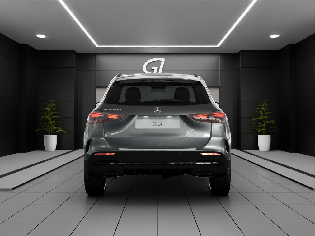 MERCEDES-BENZ GLA 200 Night Star 7G-DCT