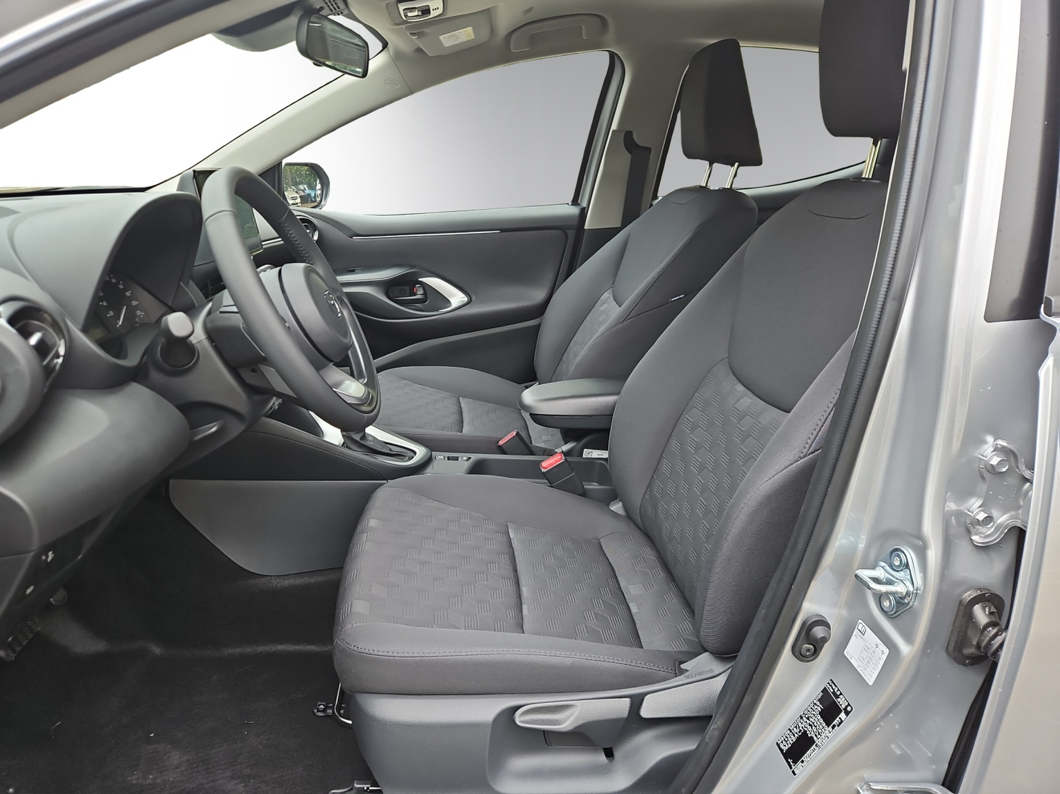 MAZDA 2 Hybrid Centre-line