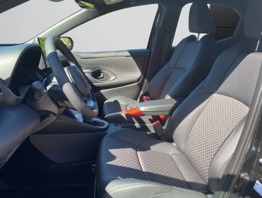 MAZDA 2 Hybrid Homura
