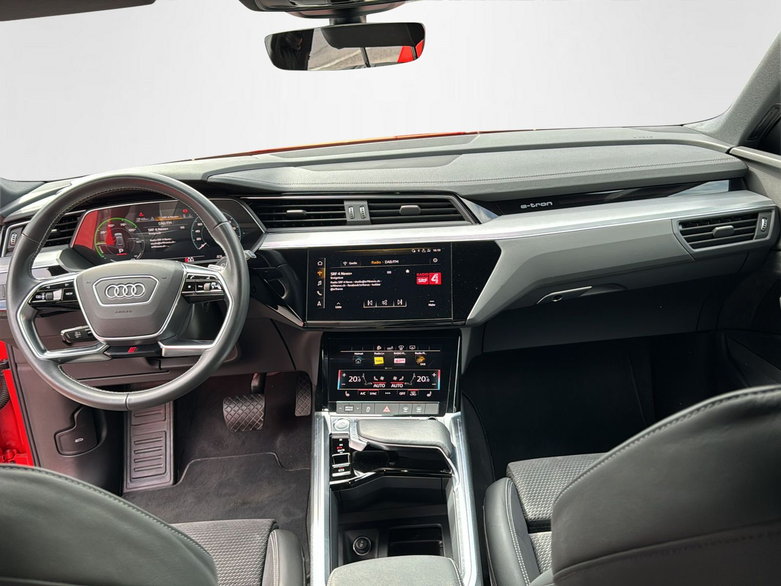 AUDI e-tron (Rot) 55 Advanced quattro