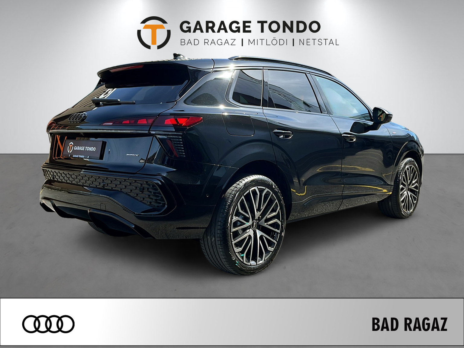 AUDI Q3 SUV TFSI quattro 195 kW S t 2000ccm 265PS/195kW 4 Zylinder TFSI Benzin