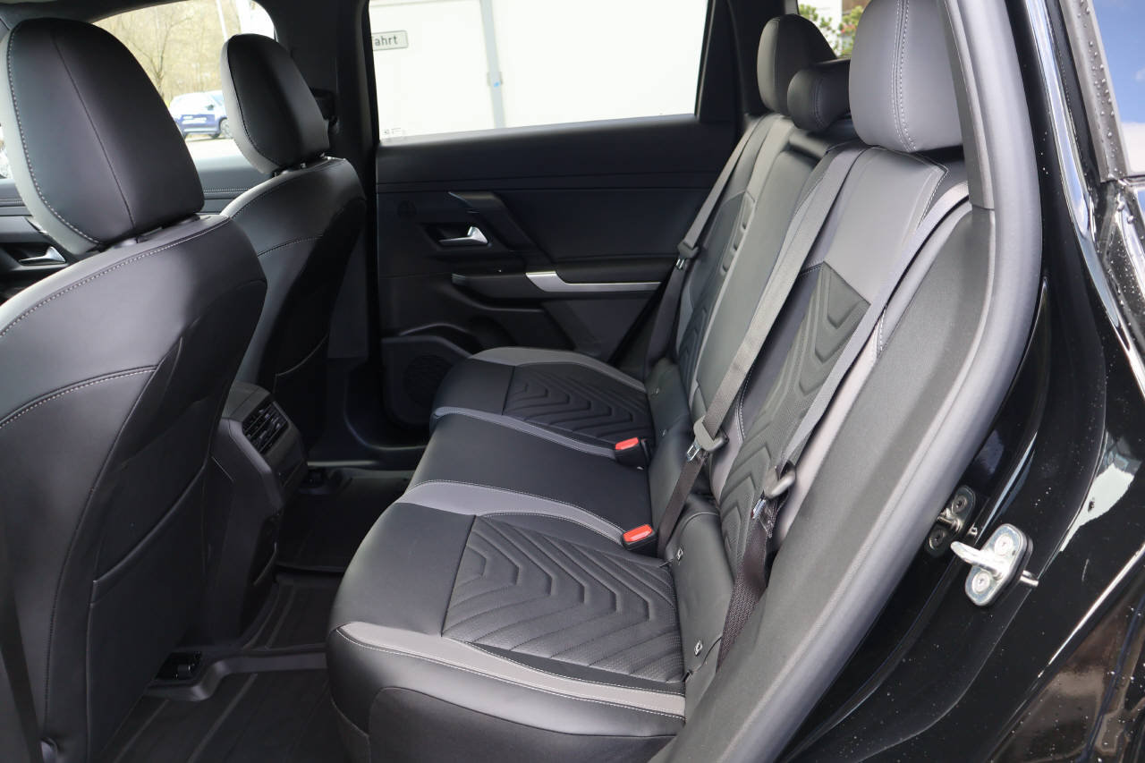 JEEP Compass First Edition