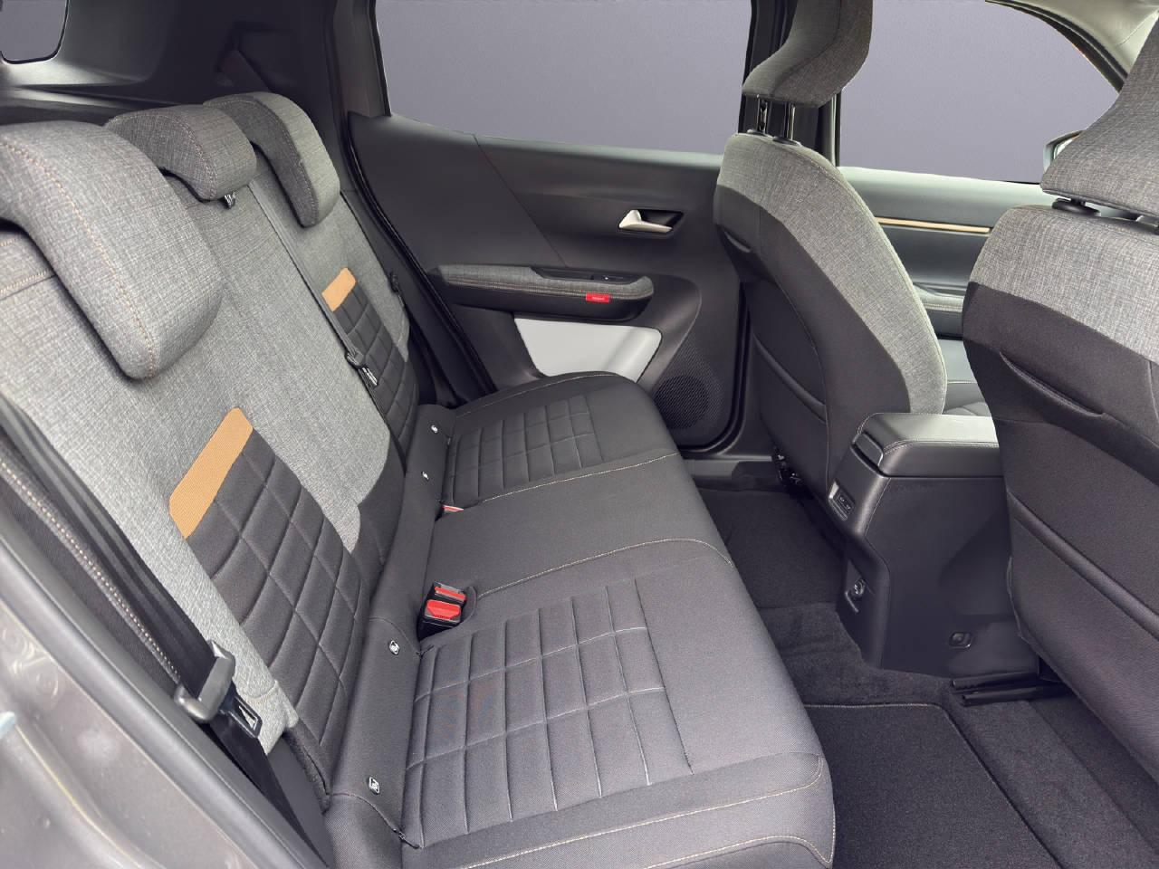 CITROEN e-C3 Aircross Plus