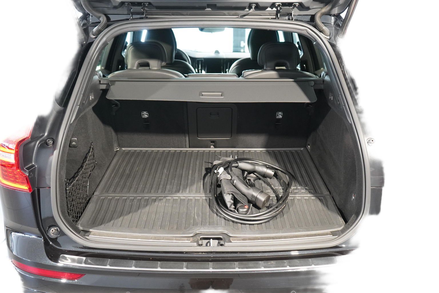 VOLVO XC60 2.0 T6 TE Ultimate Dark eAWD