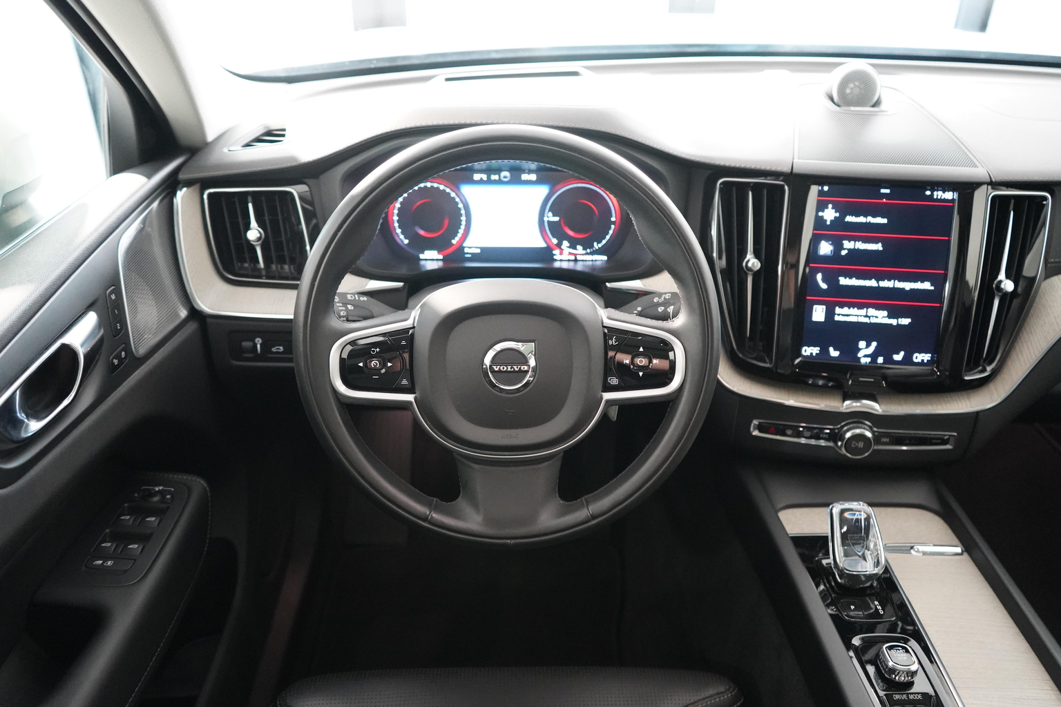VOLVO XC60 2.0 T8 TE Inscription eAWD