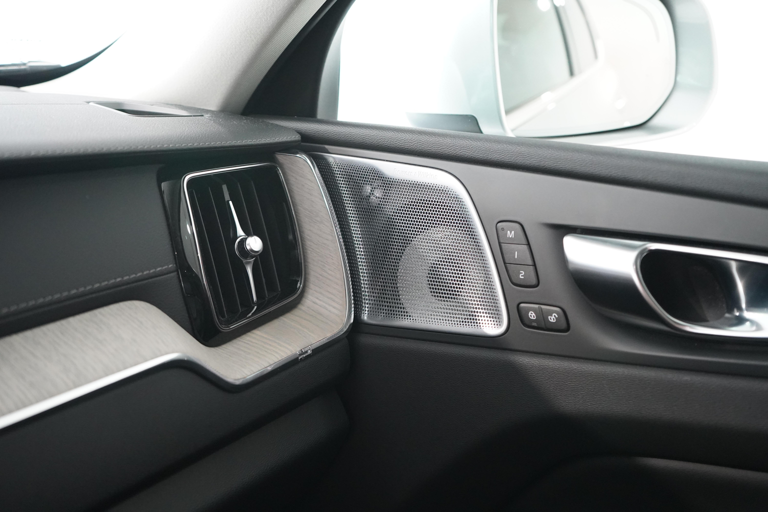 VOLVO XC60 2.0 T8 TE Inscription eAWD