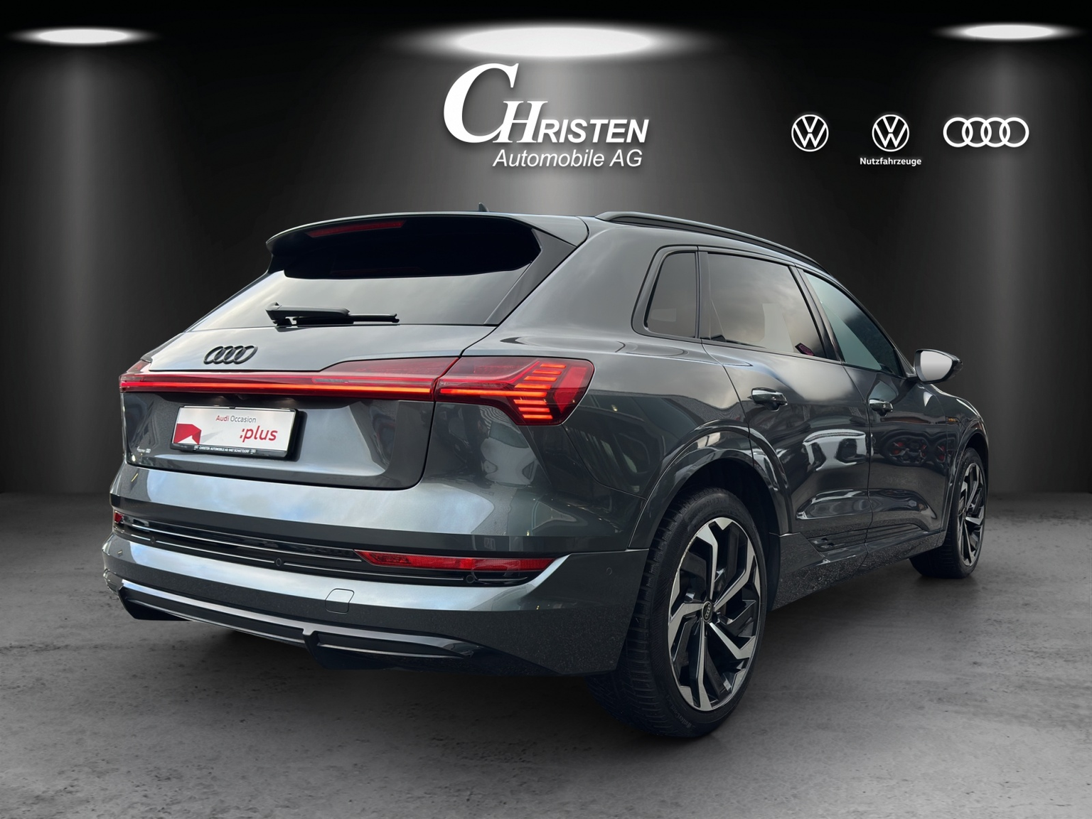 AUDI e-tron 55 S Line Black Edition quattro