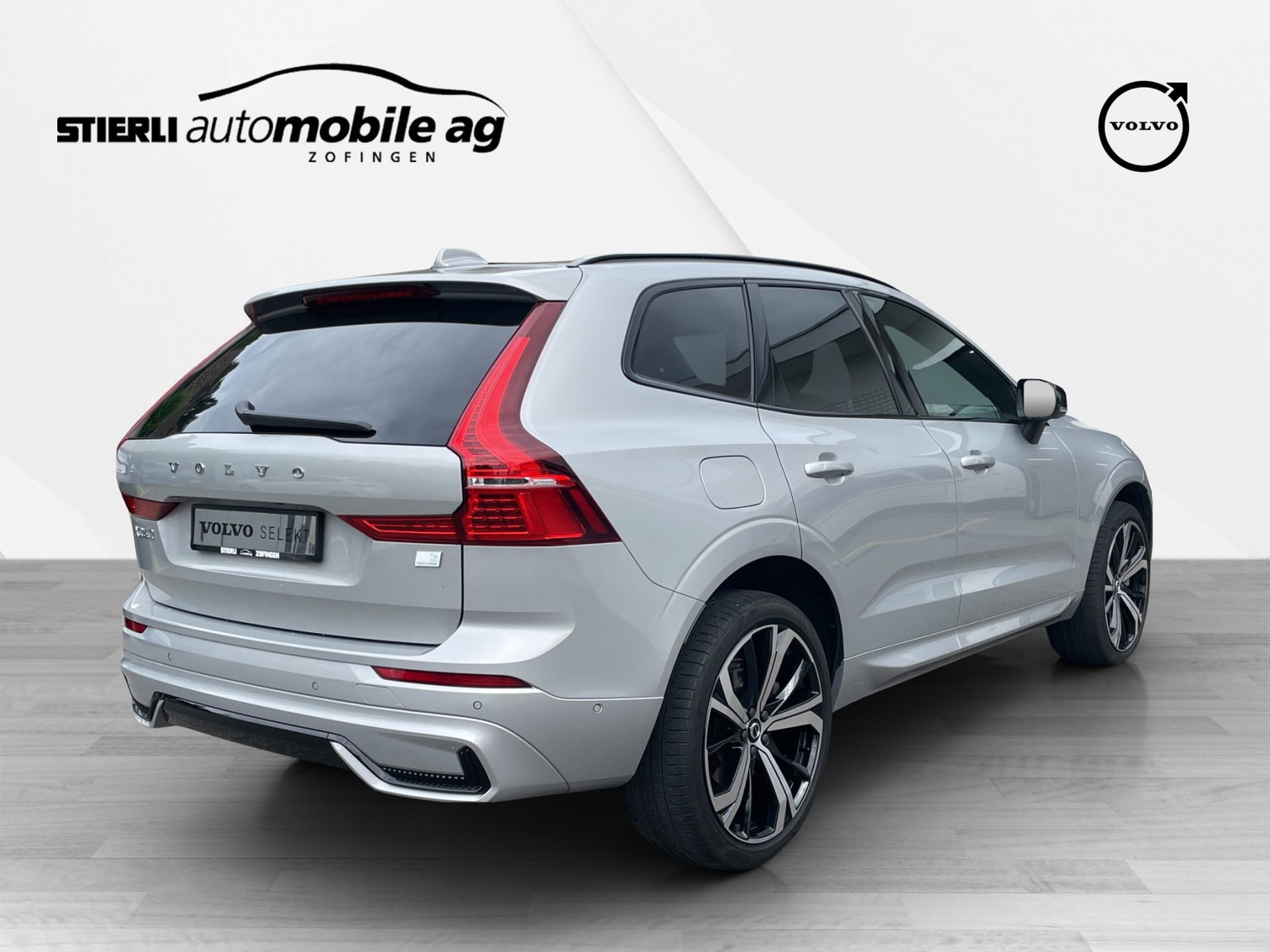 VOLVO XC60 2.0 T6 TE Ultimate Dark eAWD