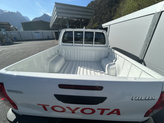 TOYOTA Hilux 2.8d Comf. DC 4x4