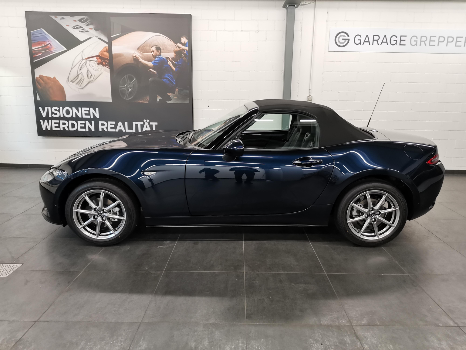 MAZDA MX-5 1.5 Exclusive-Line