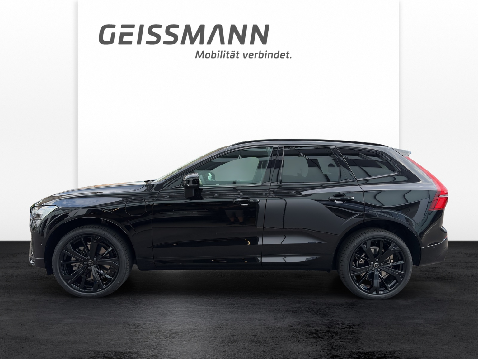 VOLVO XC60 2.0 T6 TE Black Edition eAWD