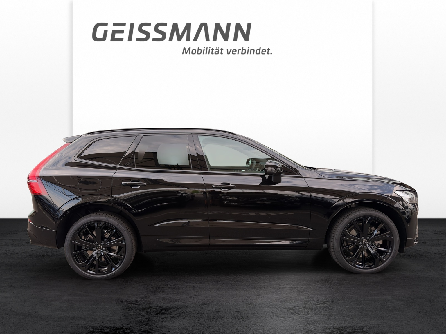 VOLVO XC60 2.0 T6 TE Black Edition eAWD
