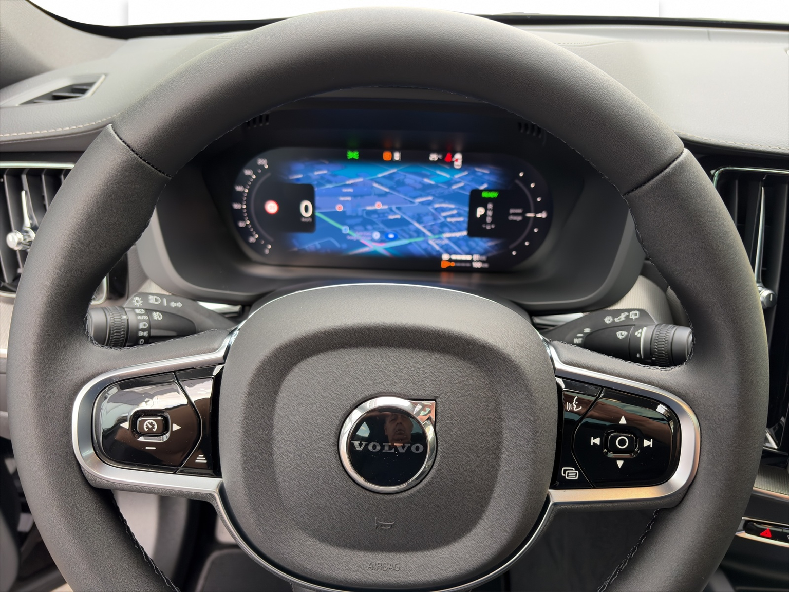 VOLVO XC60 2.0 T6 TE Black Edition eAWD