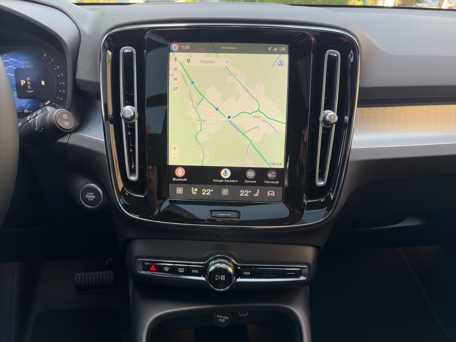 VOLVO XC40 2.0 B4 MH Black Edition