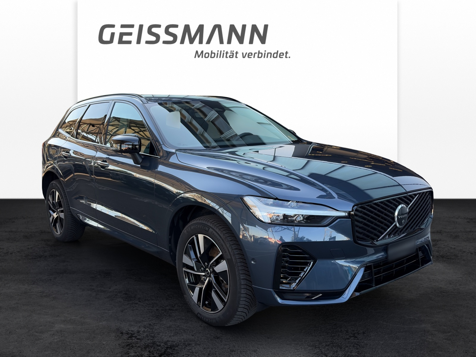 VOLVO XC60 2.0 T6 TE Plus Dark eAWD