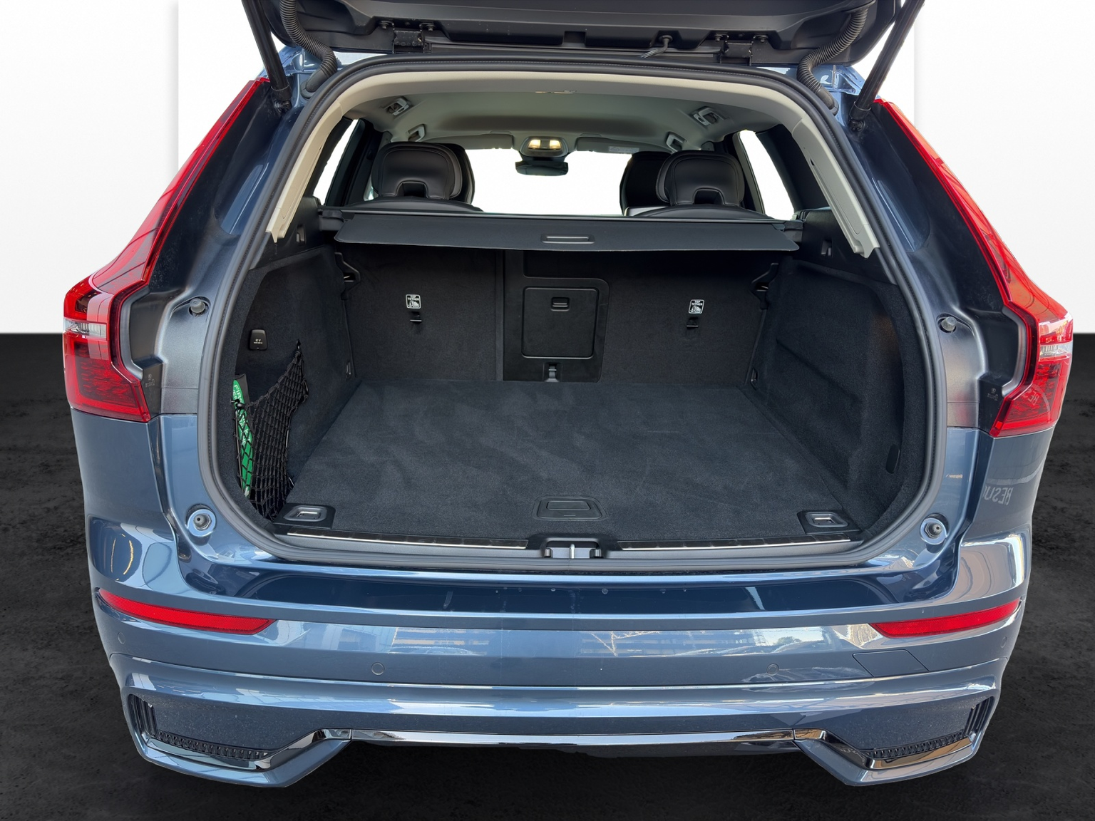 VOLVO XC60 2.0 T6 TE Plus Dark eAWD