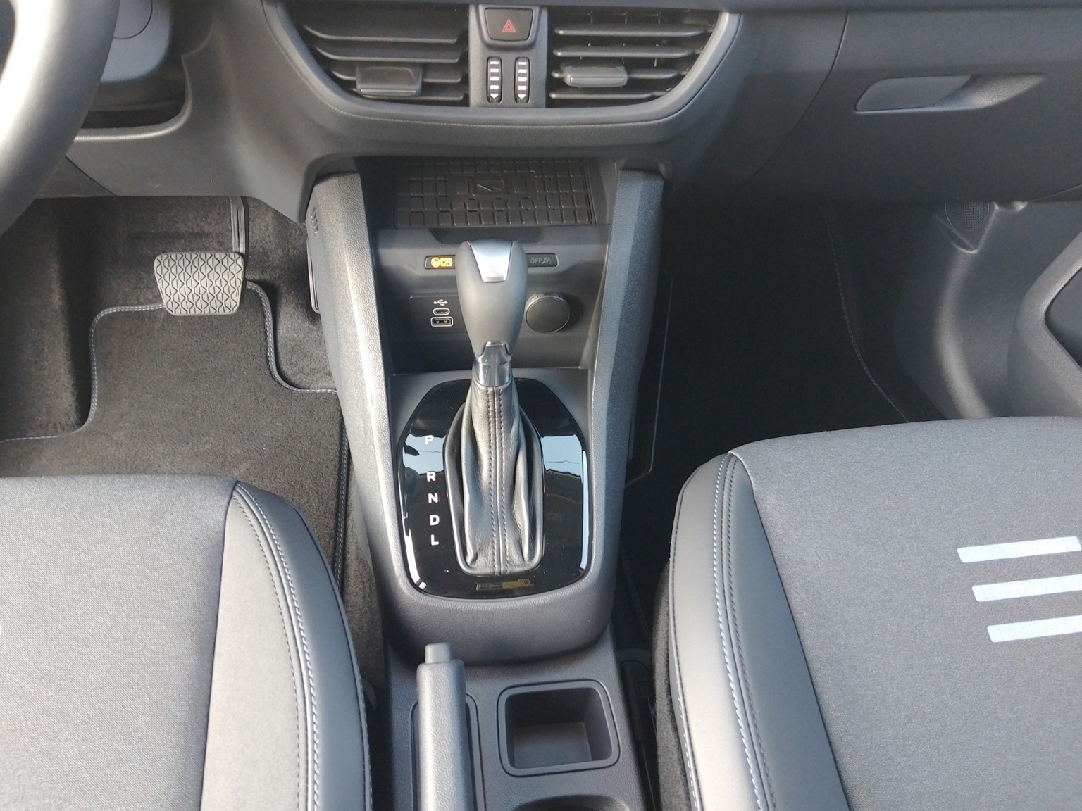 FORD Tourneo Courier 1.0 EcoBoost Active