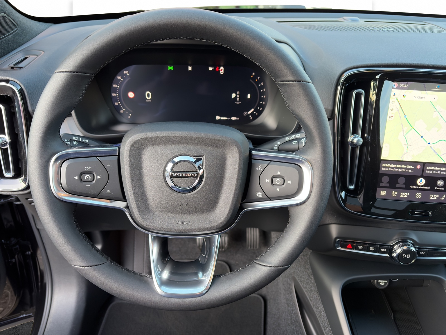 VOLVO XC40 2.0 B4 MH Black Edition