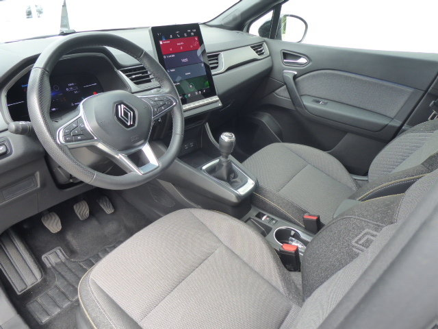 RENAULT Captur 1.3 TCe 140 techno