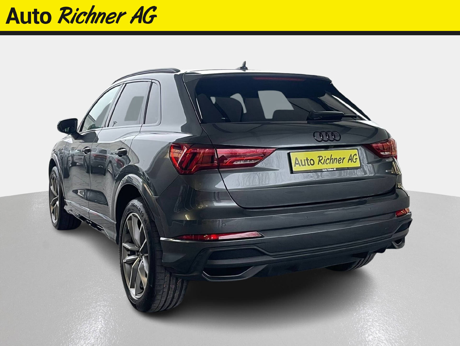AUDI Q3 2.0 45 TFSI S line quattro S-Tronic