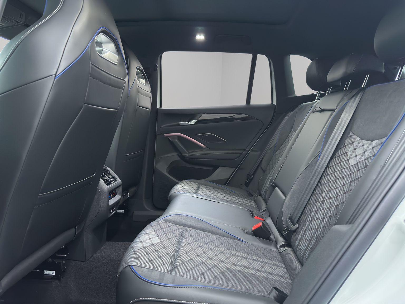 VW Tiguan 2.0 TSI United DSG 4Motion