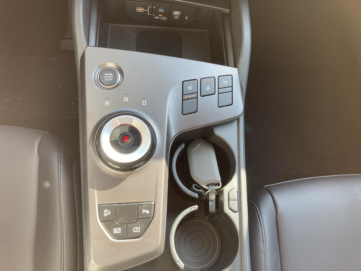 KIA Sportage 1.6 T-GDi Hybrid Black Edition