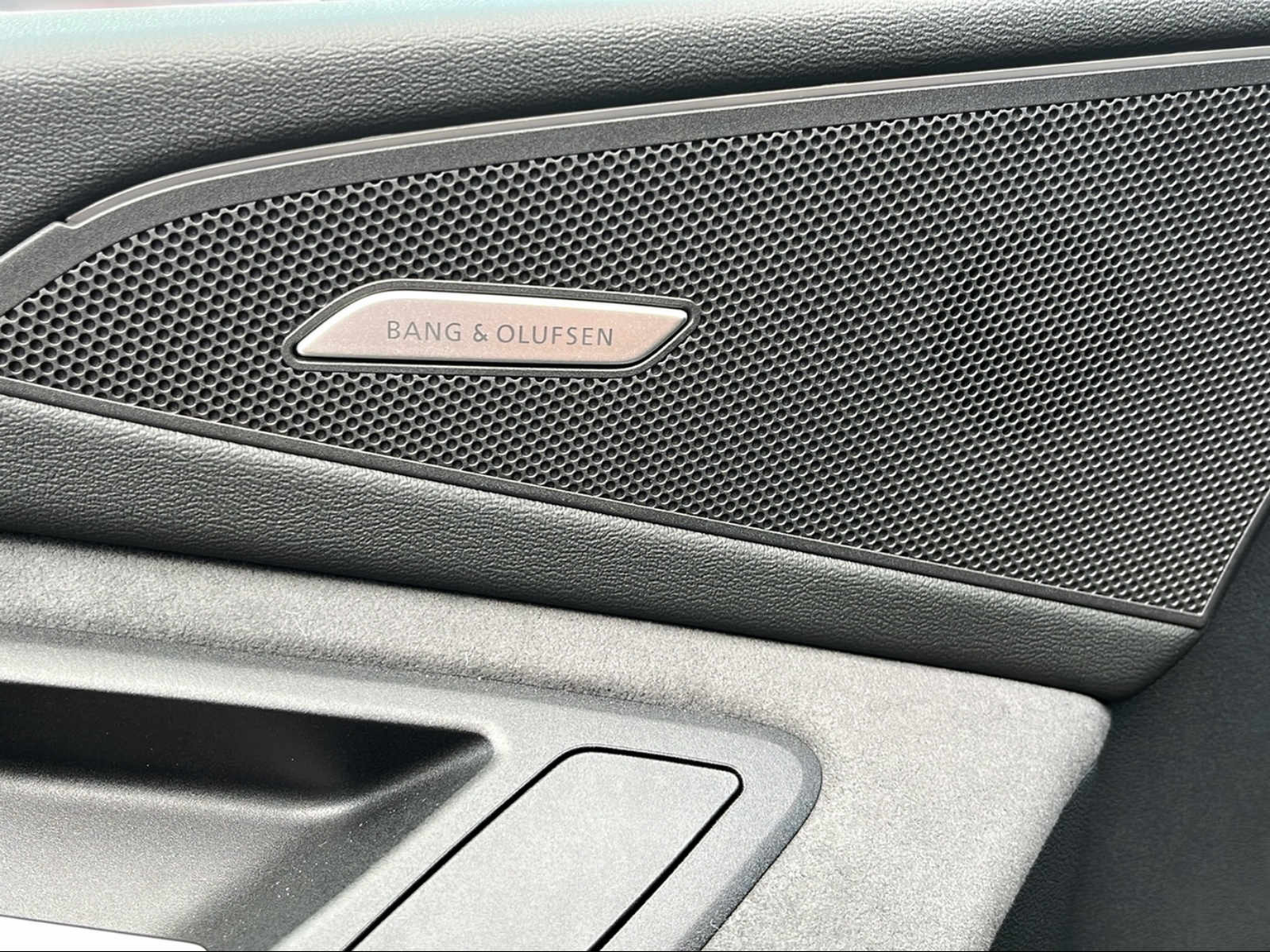 AUDI Q6 SUV e-tron quattro 428PS/315kW BEV elektrisch