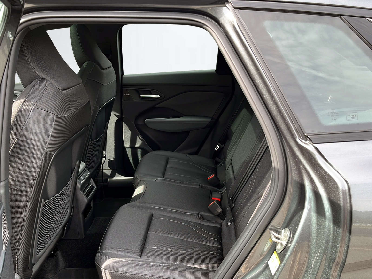 AUDI Q3 SUV TDI quattro 142 kW