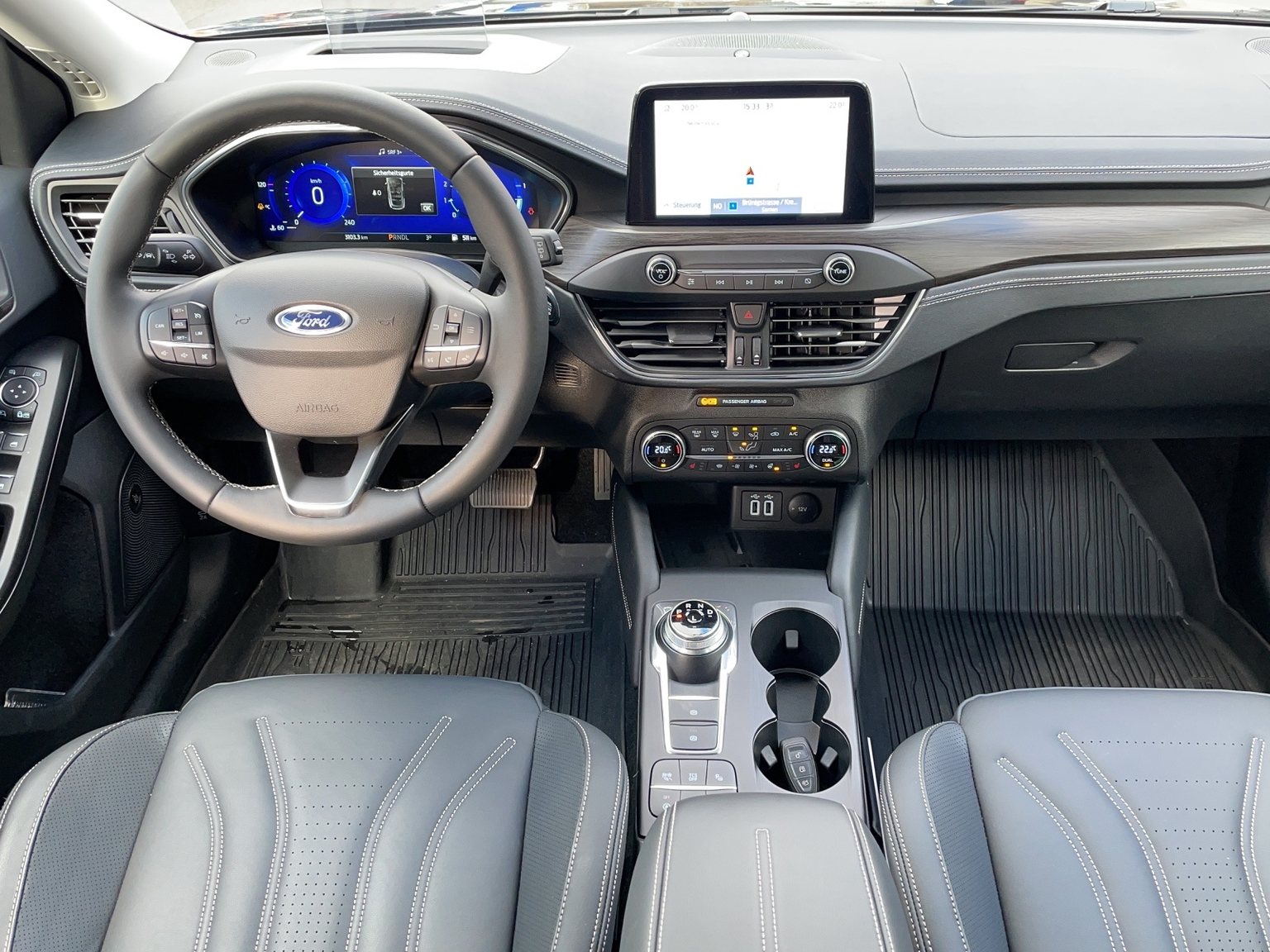 FORD Focus 1.0i EcoB 125 Vignale