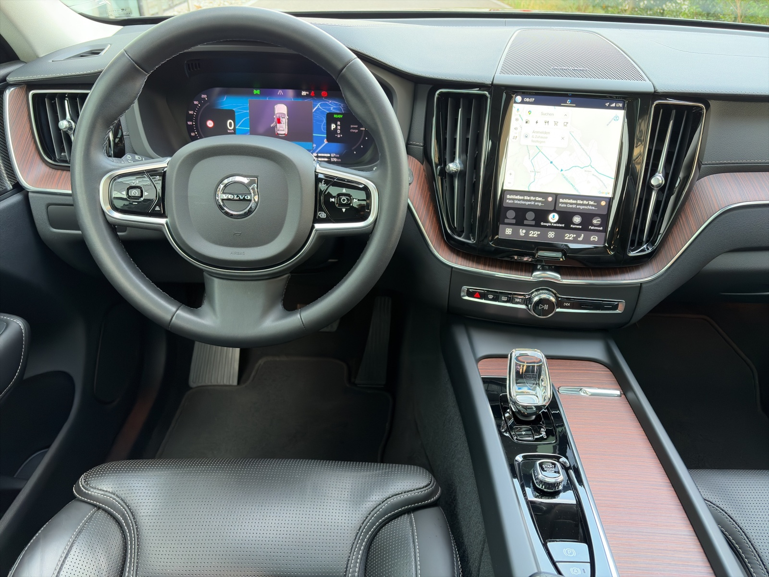 VOLVO XC60 2.0 T6 TE Ultimate Bright eAWD