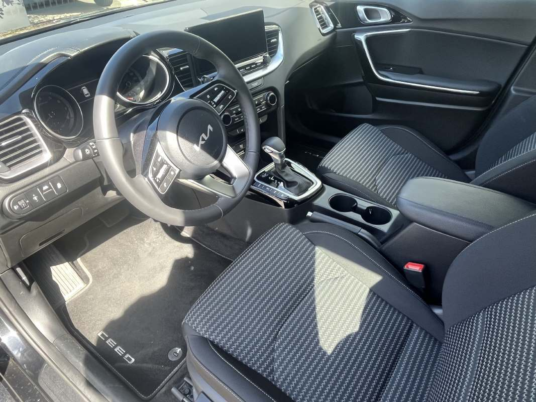KIA Ceed SW 1.5 T-GDi Power +