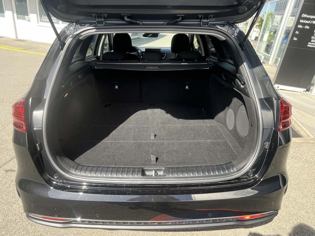 KIA Ceed SW 1.5 T-GDi Power +