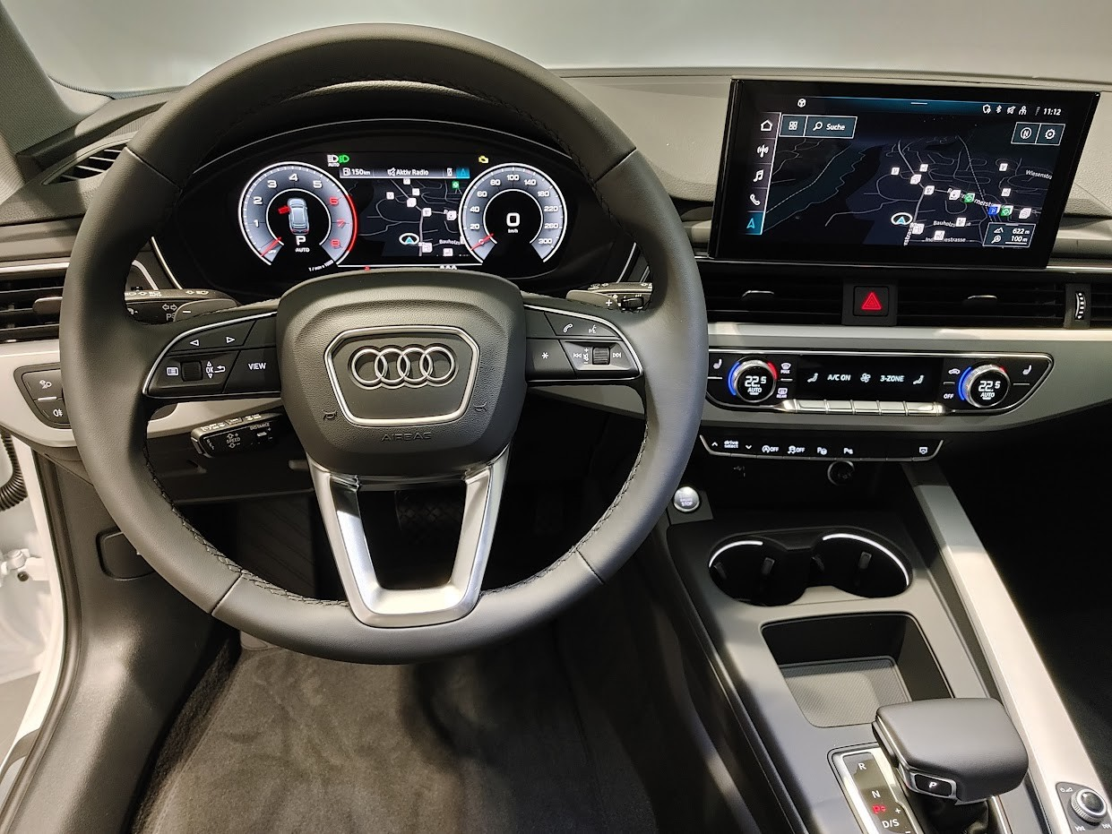 AUDI A4 Avant 40 TFSI advanced S-tronic quattro