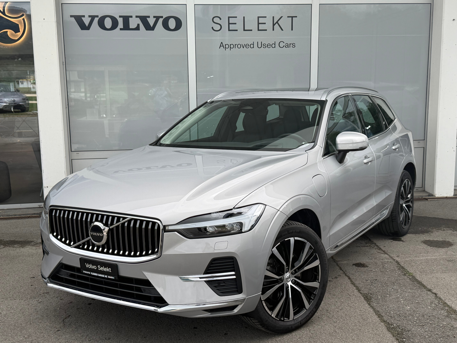 VOLVO XC60 T6 eAWD Ultimate Bright Geartronic