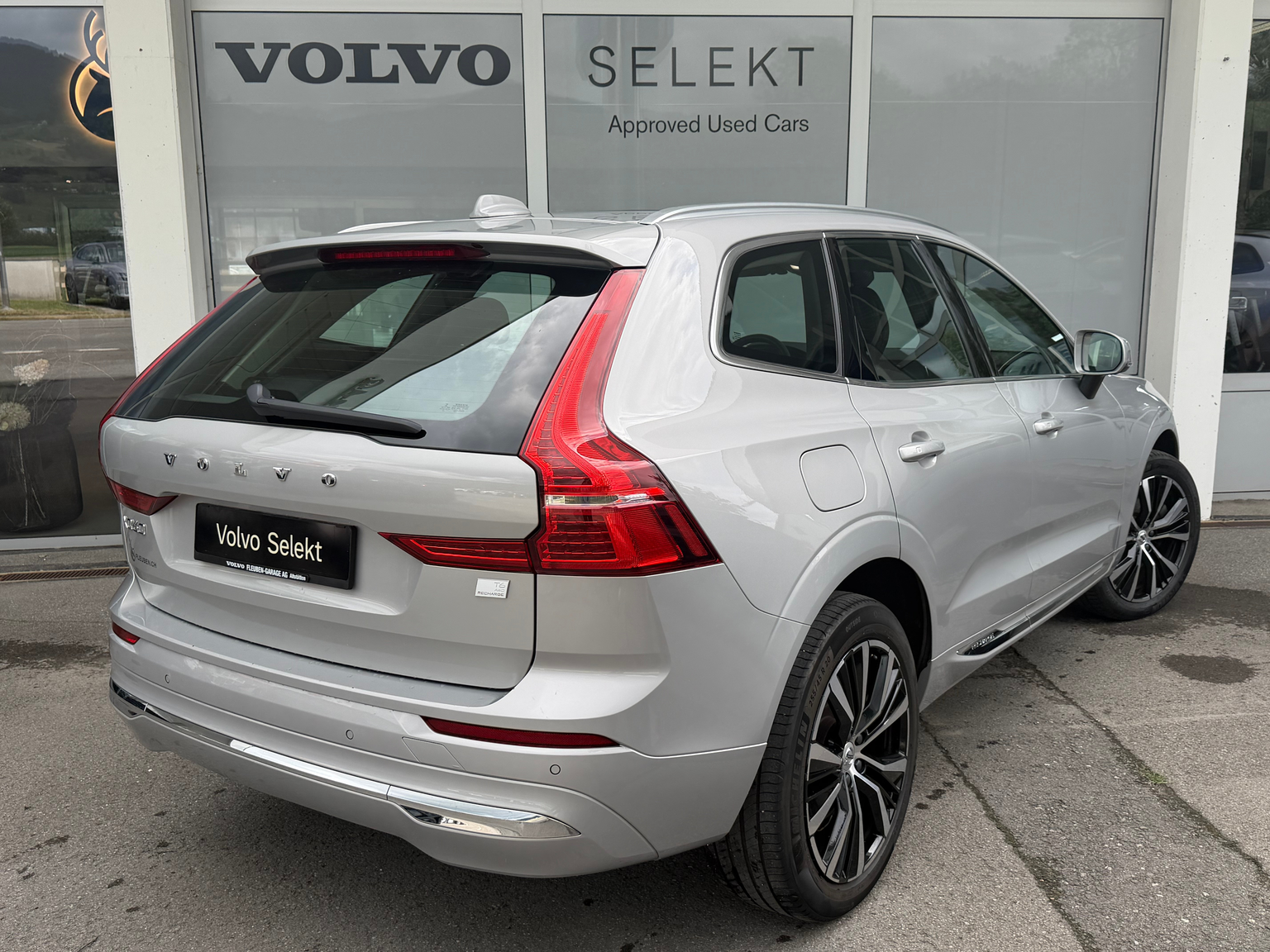 VOLVO XC60 T6 eAWD Ultimate Bright Geartronic