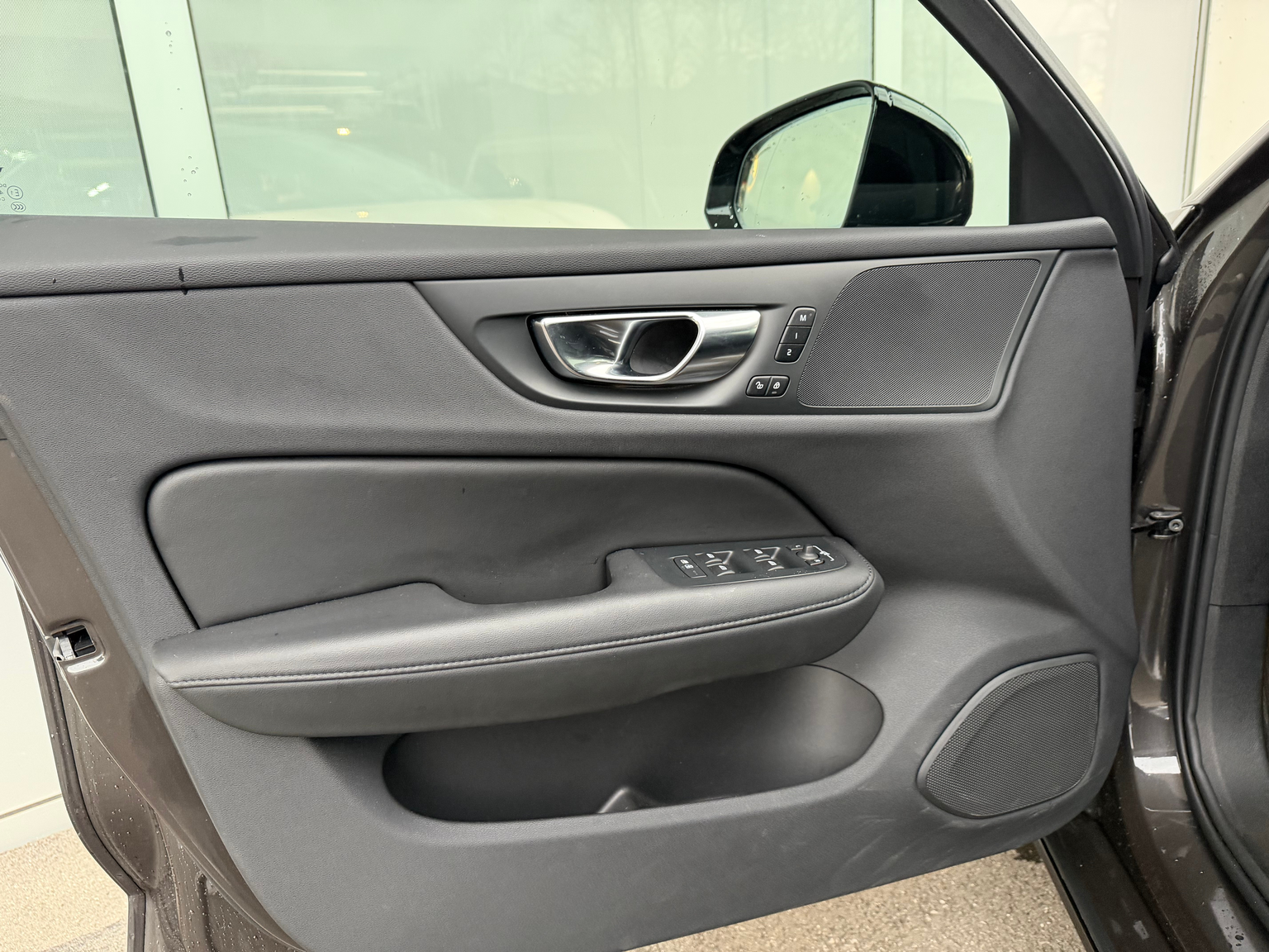VOLVO V60 T6 eAWD Plus Dark Geartronic