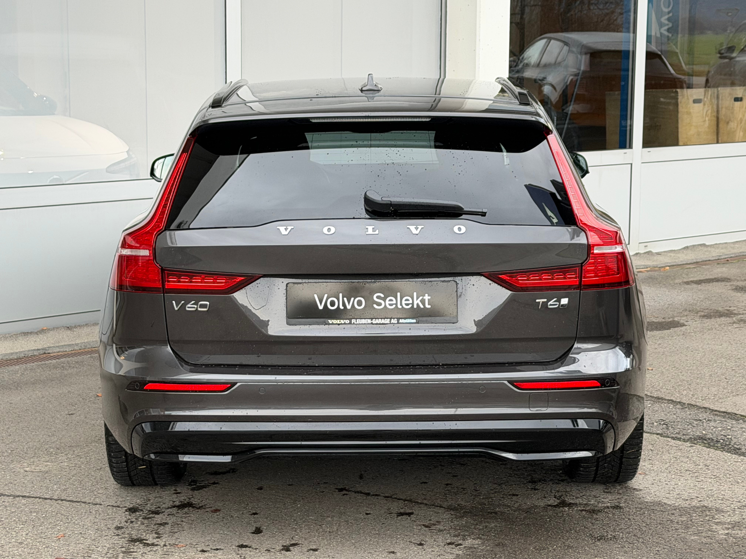 VOLVO V60 T6 eAWD Plus Dark Geartronic