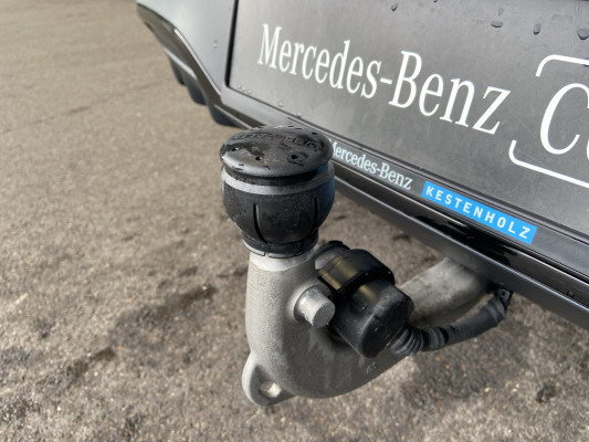 MERCEDES-BENZ EQA 350 4M Excellence