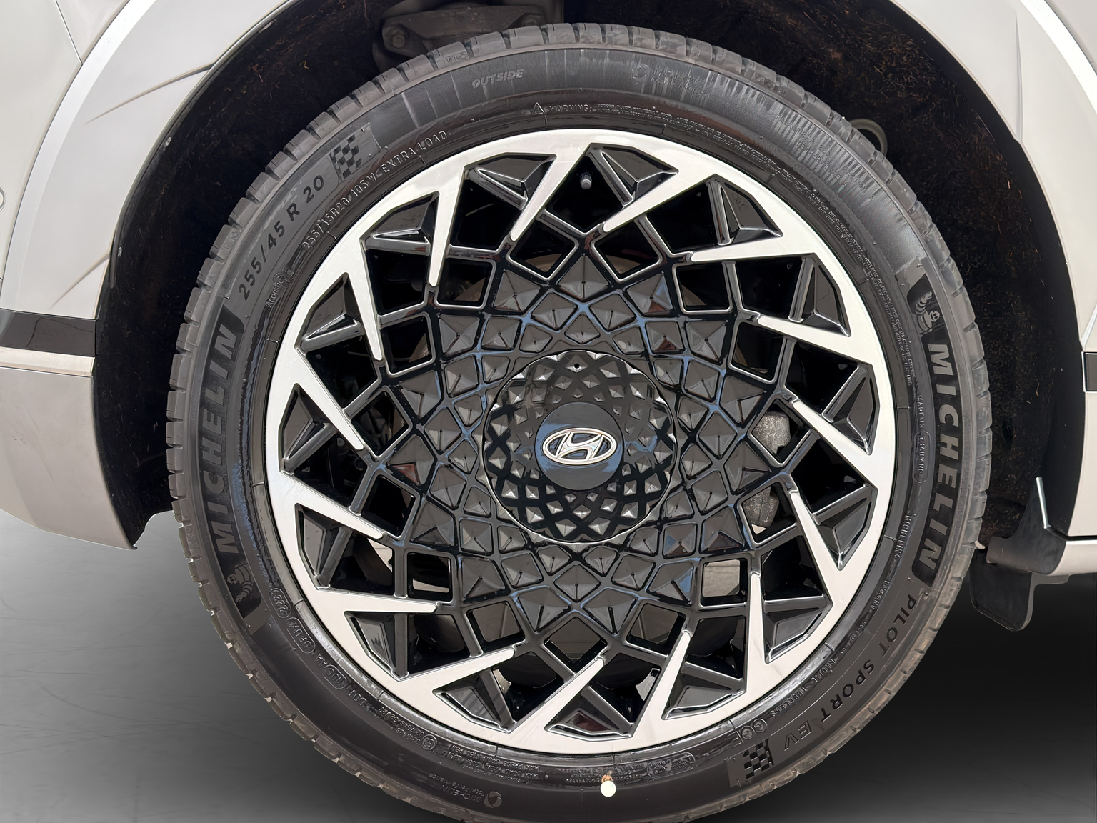 HYUNDAI Ioniq 5 Vertex 4WD 77 kWh